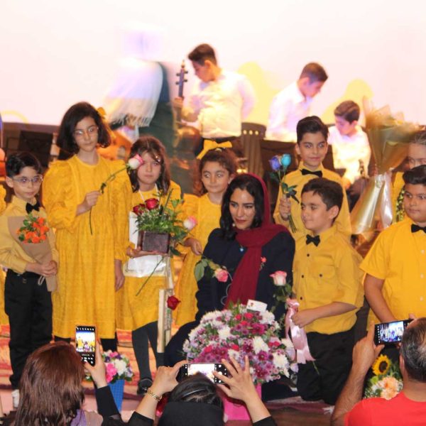 کنسرت-مشترک-موسیقی-کودک-و-گروه-نوجوانان-1
